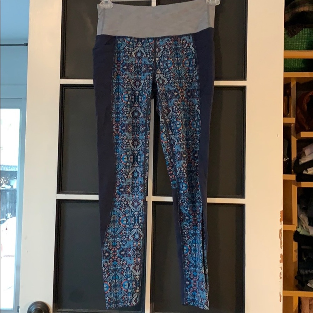 Mosaic print leggings